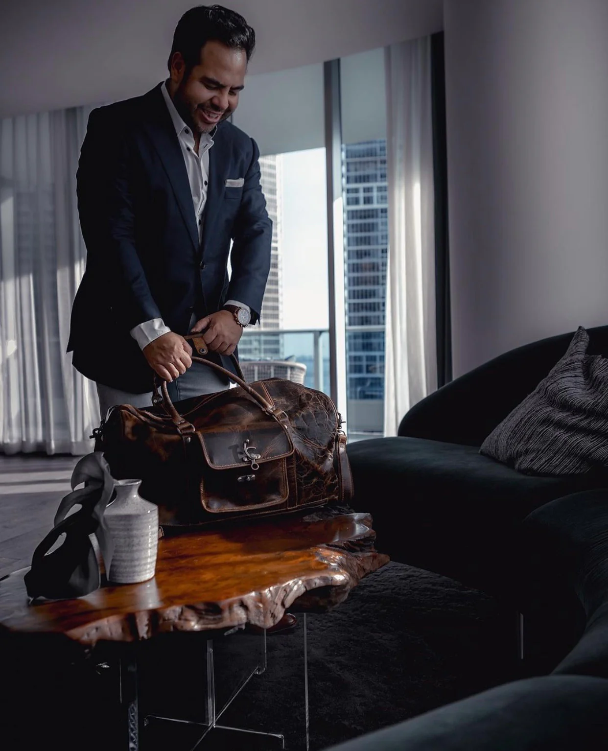 The “Hemingway” Buffalo Leather Duffle Bag - Image 9